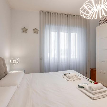 Bnbutler - Stromboli, 22 - Ampio, Luminoso Ed Elegante Milano Exterior foto
