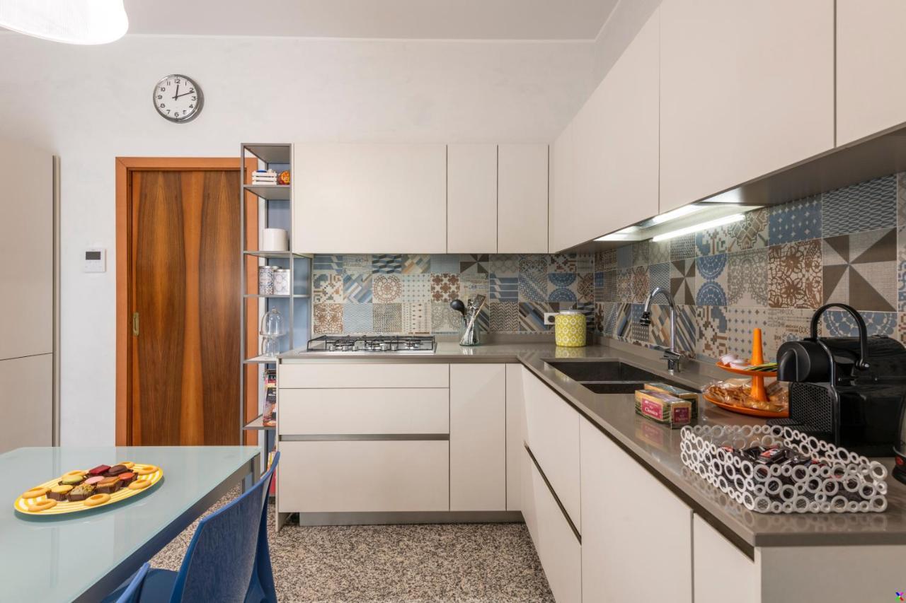 Bnbutler - Stromboli, 22 - Ampio, Luminoso Ed Elegante Milano Exterior foto
